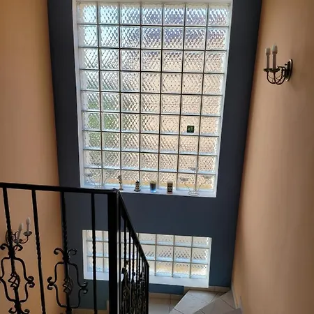 ゲストハウス Favorita 3*