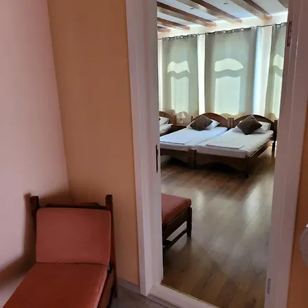 Favorita Guest house